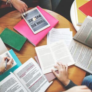 الطلاقة في القراءة تعزيز مهارات القراءة بفعالية